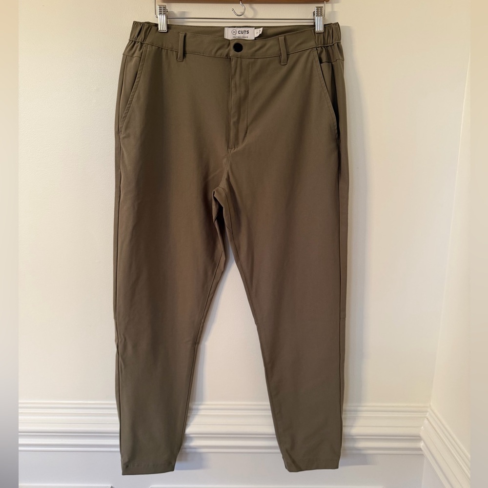 Cuts Friday Projects AO Jogger Coyote Large